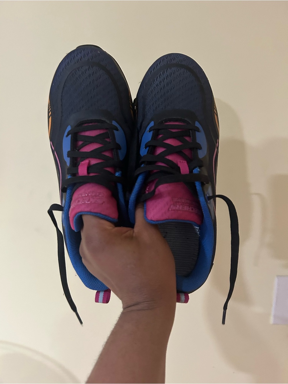 Sketchers safety shoe with still toe